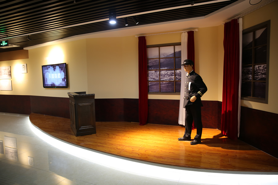 mg002900.jpg mg002900.jpg