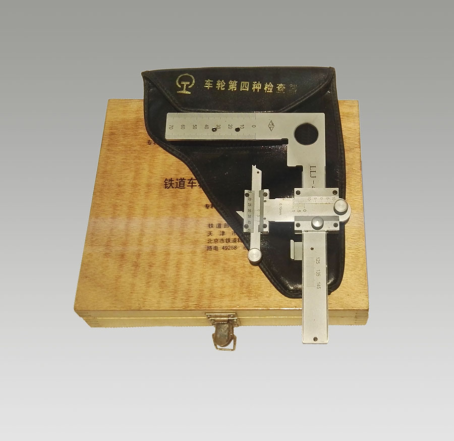 车轮检查器.jpg