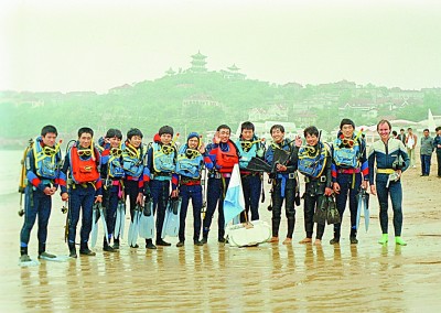 C:\Users\Administrator\Desktop\新建文件夹 (3)\2.jpg