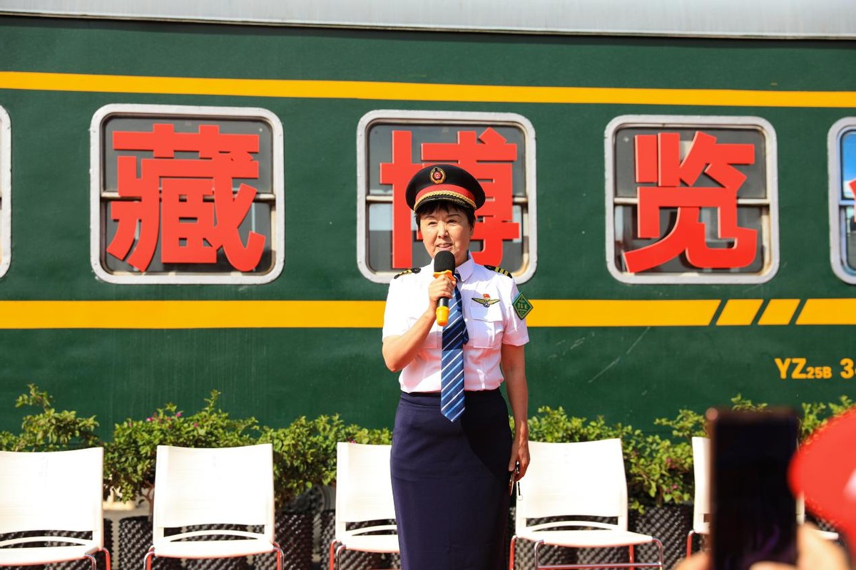 第二届中国铁路文化收藏博览会在宁夏钢铁集团盛大开幕