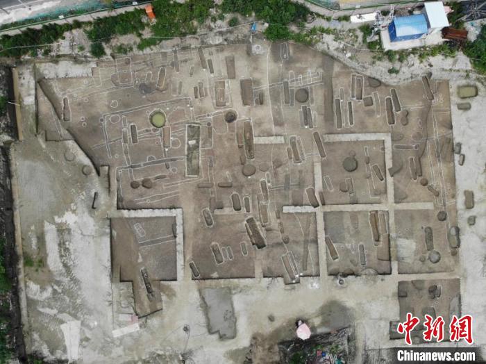 遗址航拍。 成都文物考古研究院供图。 遗址航拍。 成都文物考古研究院供图。