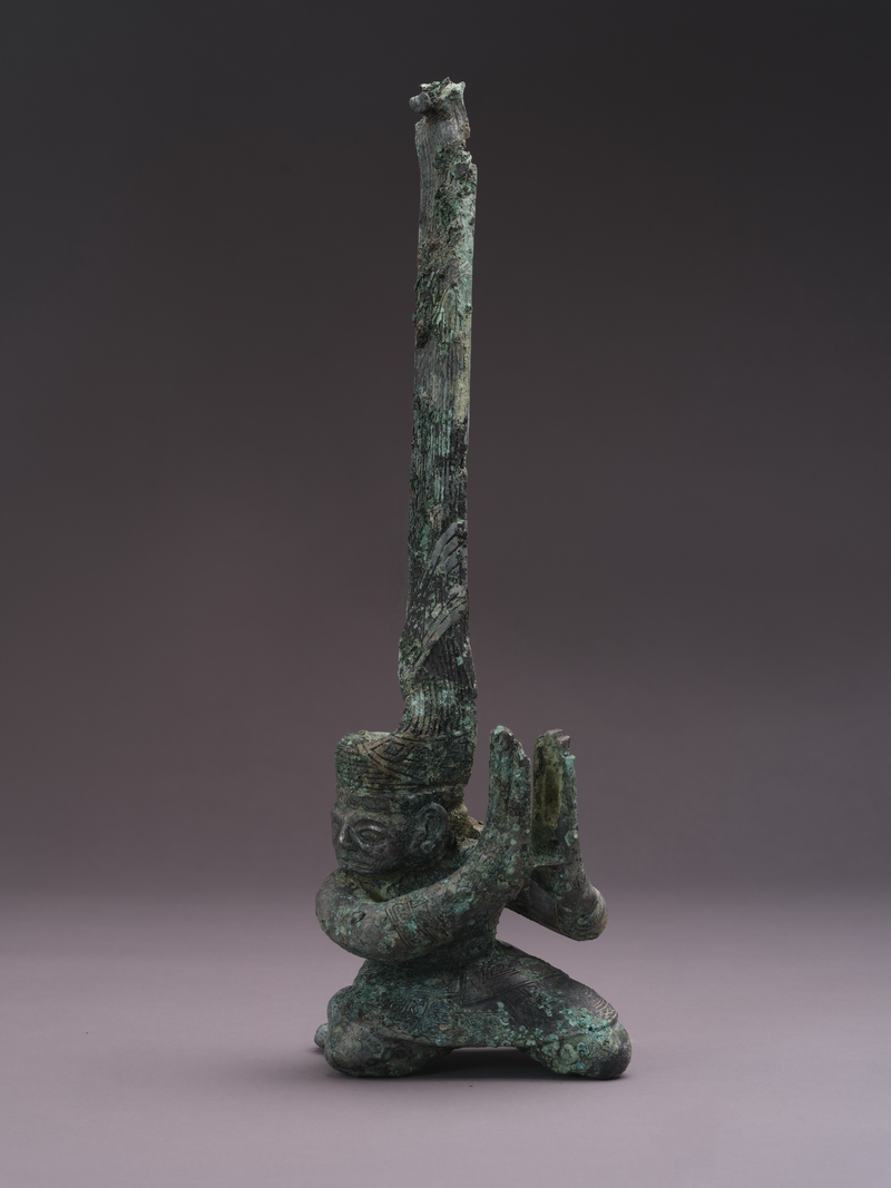 铜扭头跪坐人像K4yw65正面_缩小大小.png 铜扭头跪坐人像K4yw65正面_缩小大小.png