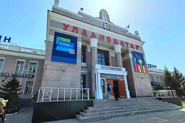 12.webp.jpg 12.webp.jpg