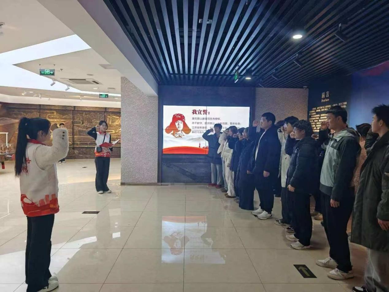 吉林铁路博物馆举办“深耕红色文化宣传 树立和践行正确政绩观”系列活动