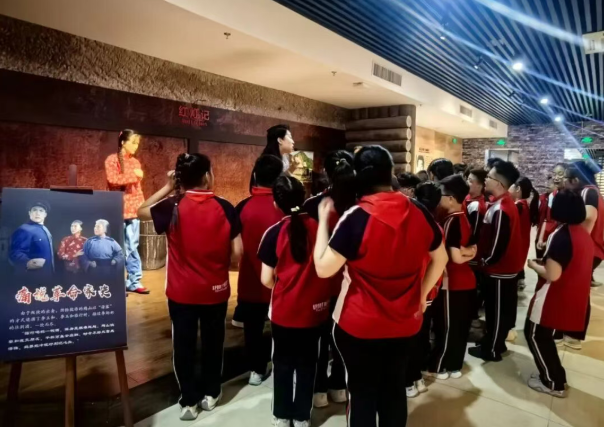 “奋进‘十五五’ 科技筑梦 走进吉林铁路博物馆” 主题研学活动